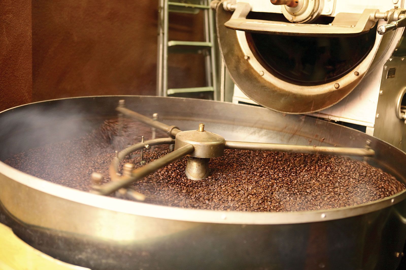 Industrial coffee roaster